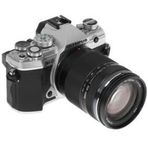 Камера со сменной оптикой Olympus OM-D E-M5 Mark III kit 14-150mm (V207091SE000) серебристый